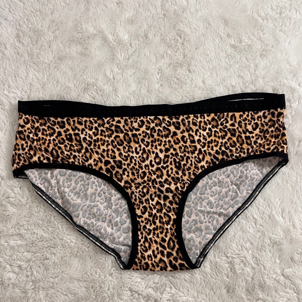 Victoria's Secret Leopard Print Hiphugger Panties Logo Waistband L ST 11244850